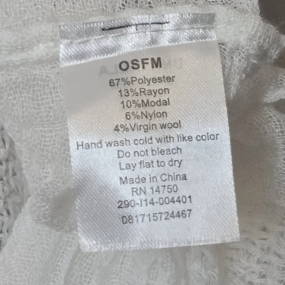 Vintage infinity scarf gauze, white lightweight‎ virgin wool blend RN 14750